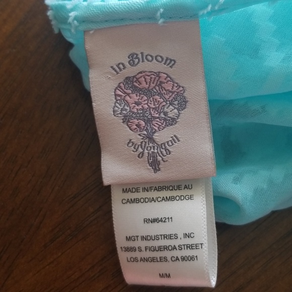 Jonquil In Bloom Robe - Picture 6 of 8